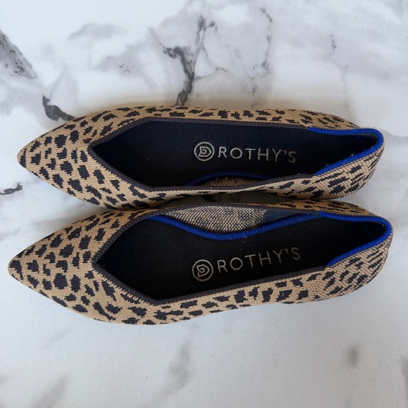 Like-New Rothy's The Point Flats in Tan Black Leopard Size 7.5 - Picture 3 of 5